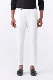 Pantalone taglio classico con pinces