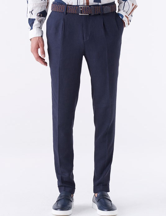 Pantalone con pinces trama diagonale misto lino