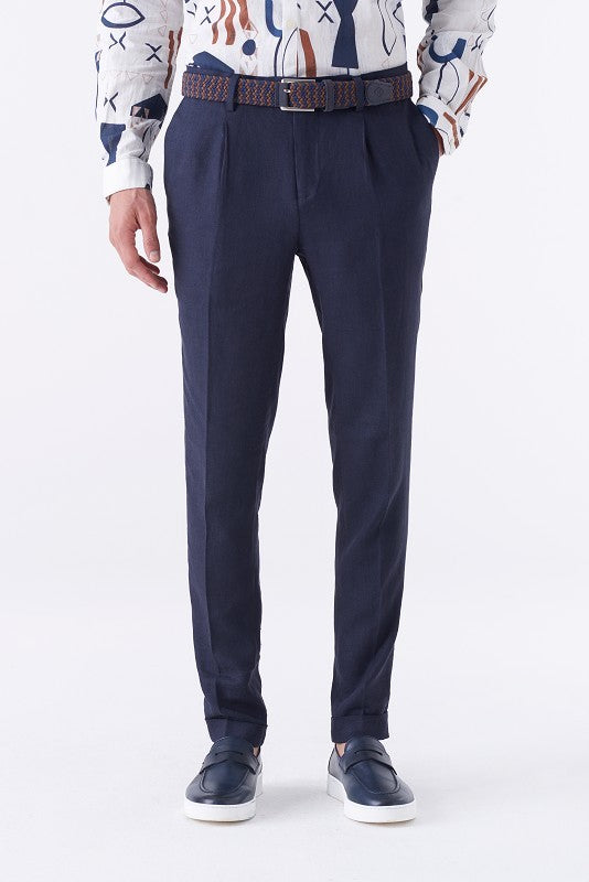 Pantalone con pinces trama diagonale misto lino