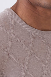 Maglia in filo con intarsio a rombo