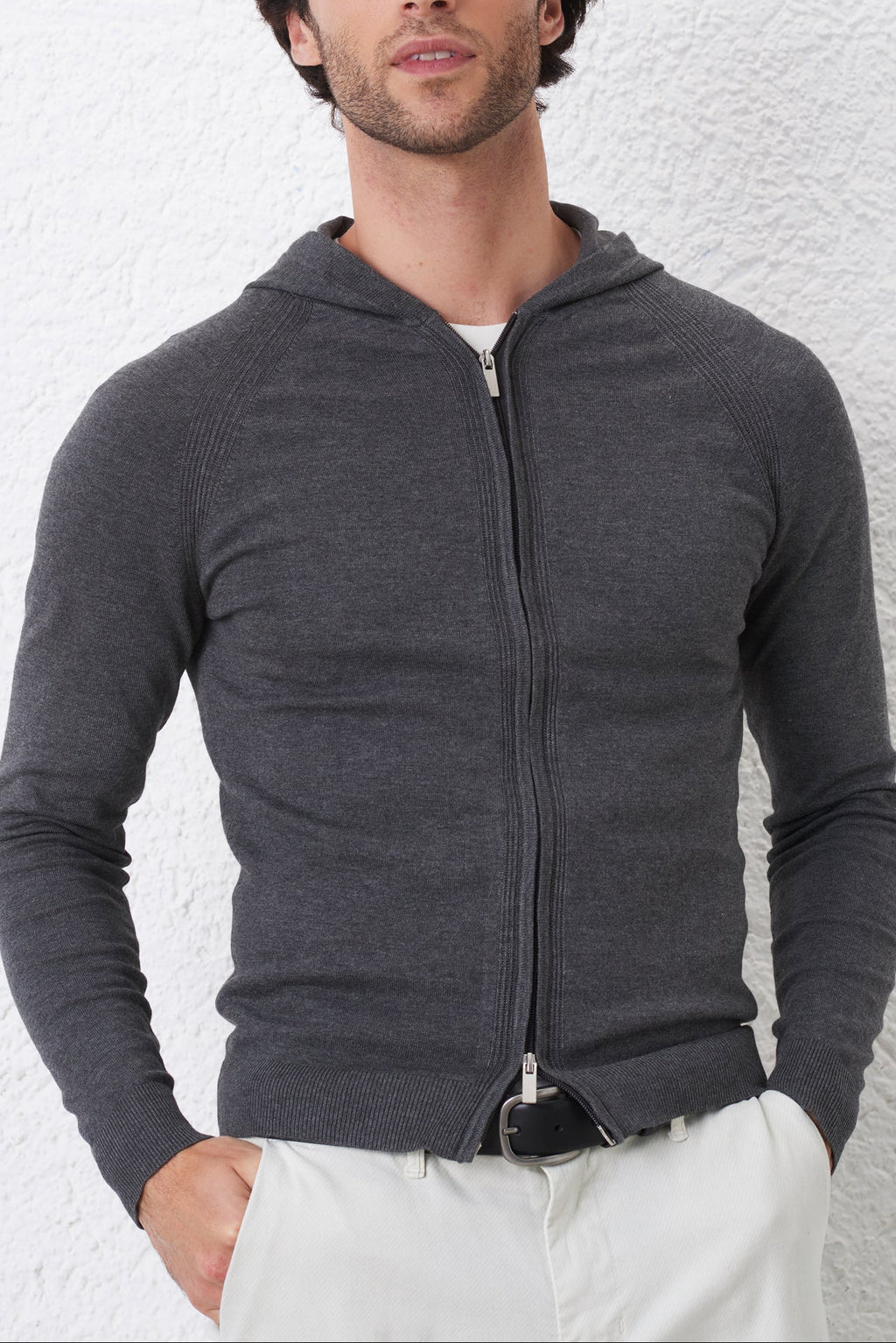 Cardigan con Cappuccio e Zip