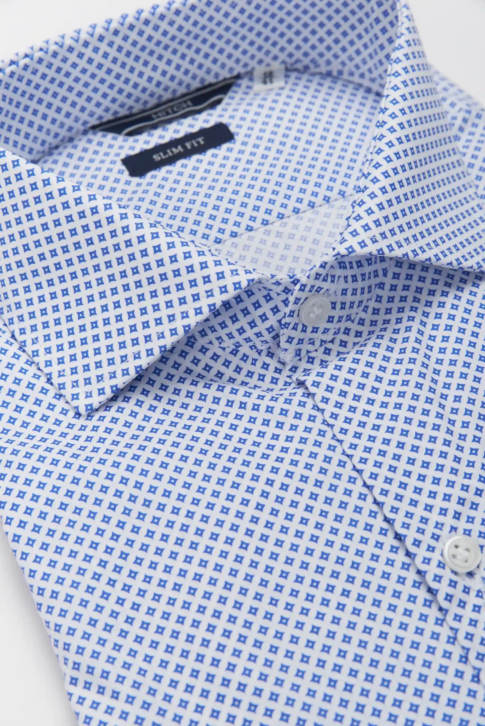 Camicia slim fit con microfantasia diamonds stampata