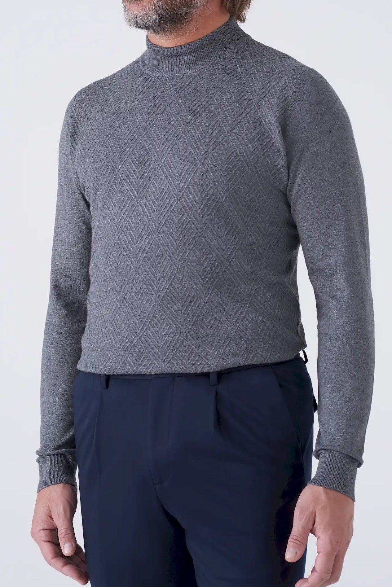 Lupetto con intarsio a rombo