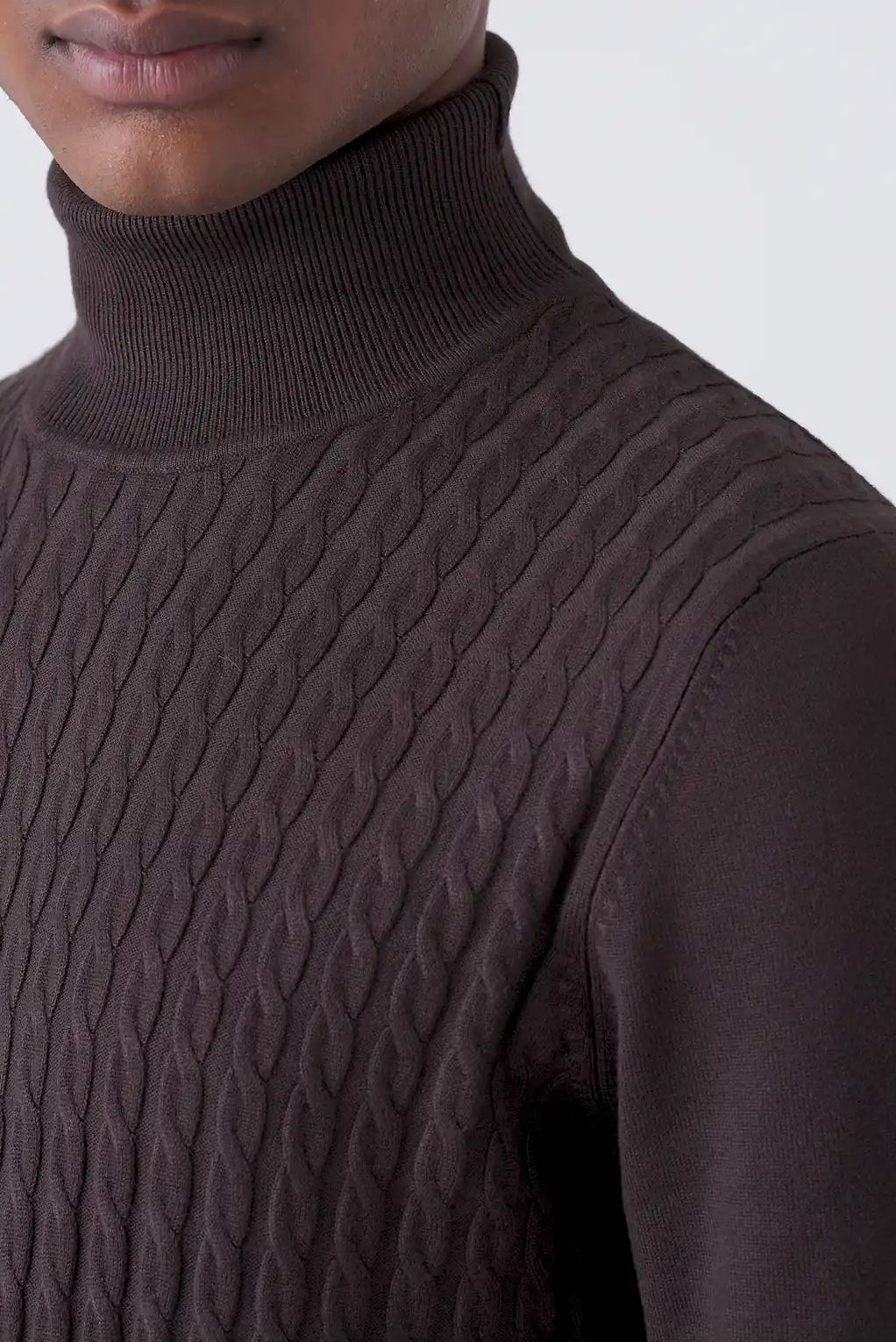 Dolcevita con intreccio