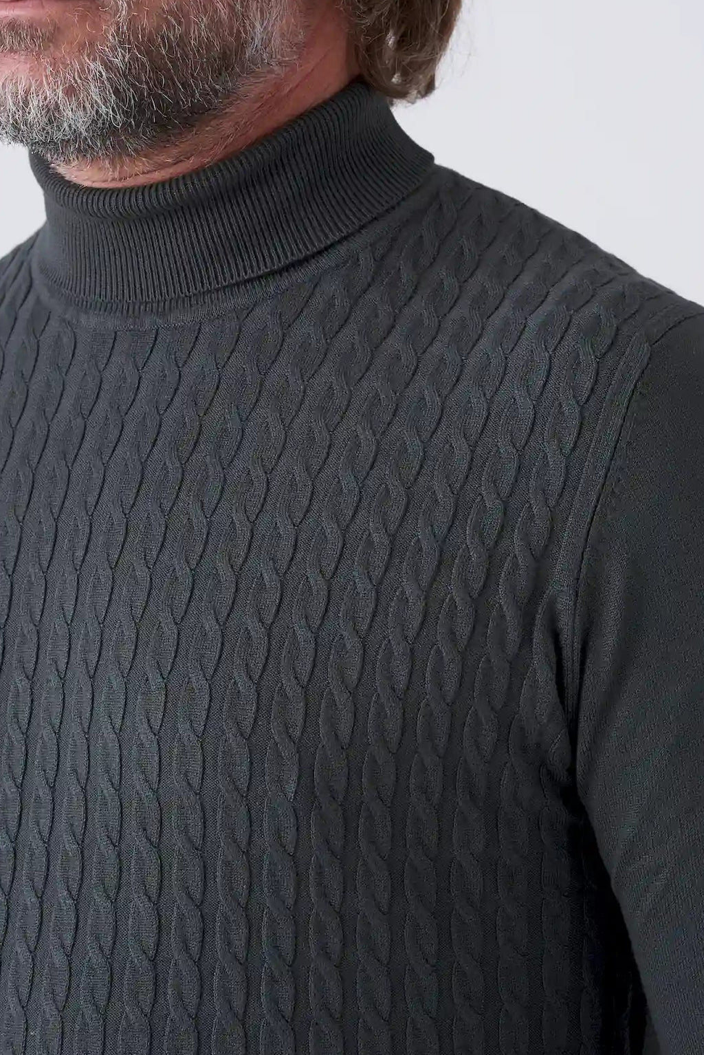 Dolcevita con intreccio