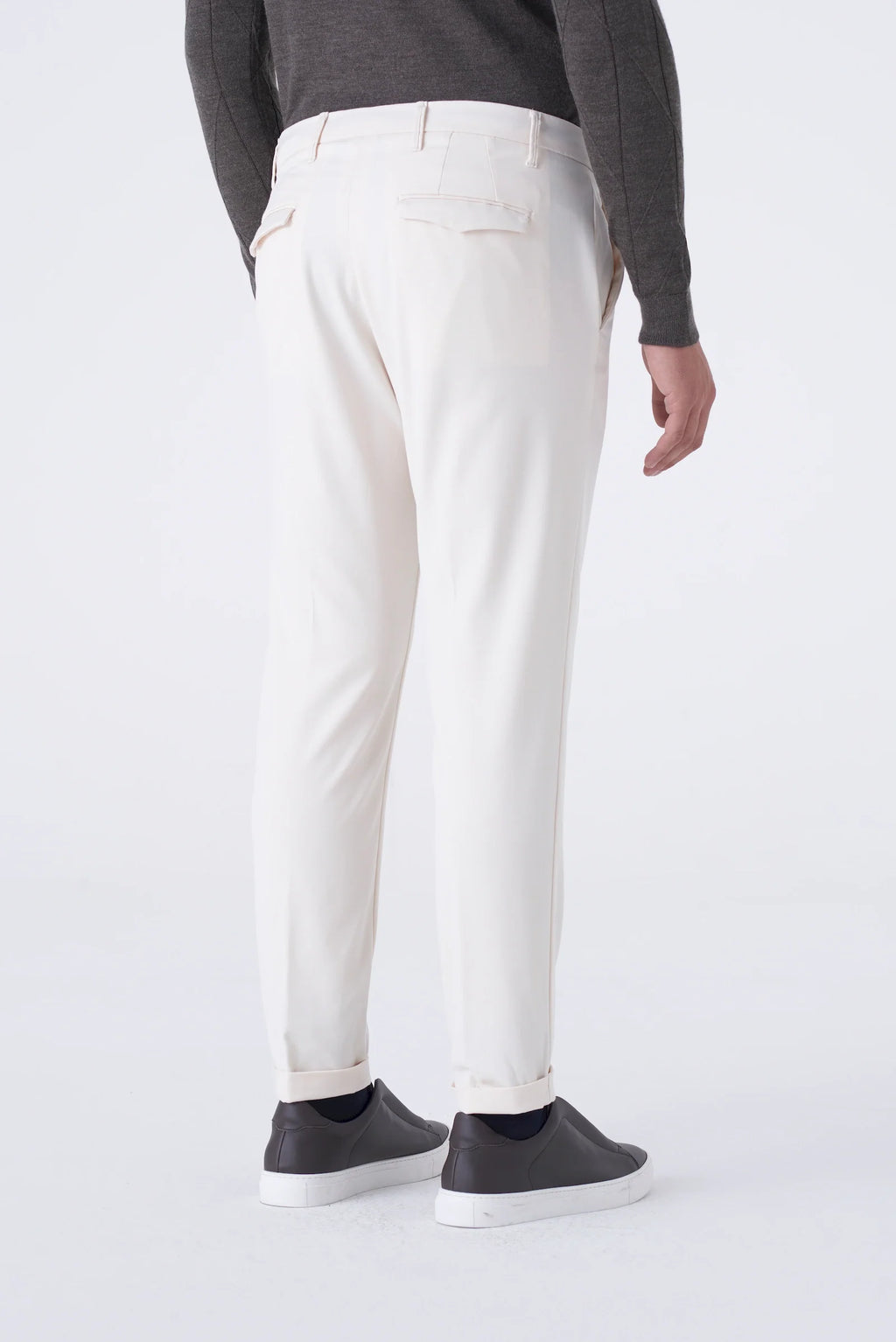 Pantaloni Classici Rivisitati