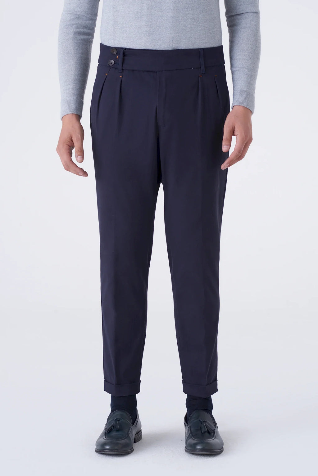 Pantaloni high waist con doppia pinces