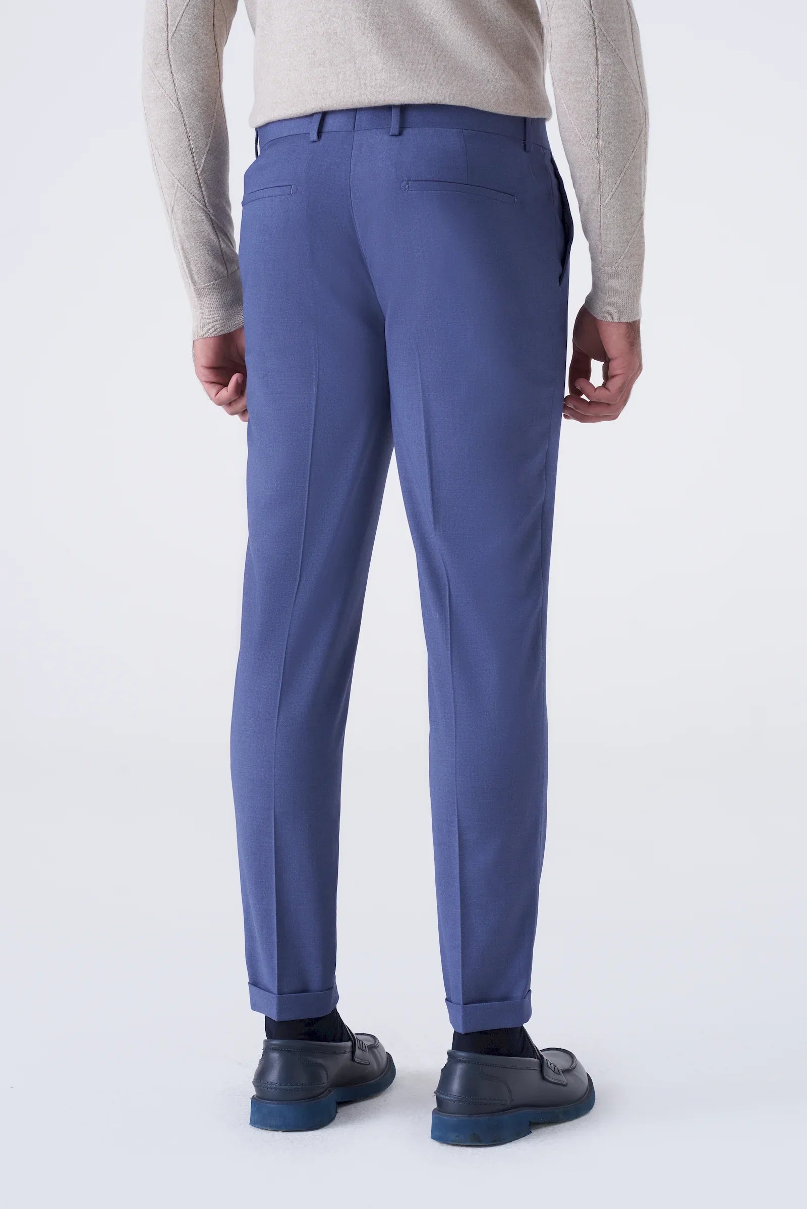 Pantaloni classici tinta unita