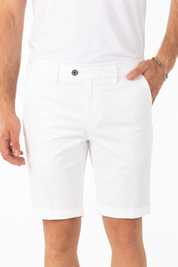 Bermuda in Cotone Tasca America con Piega Slim Fit