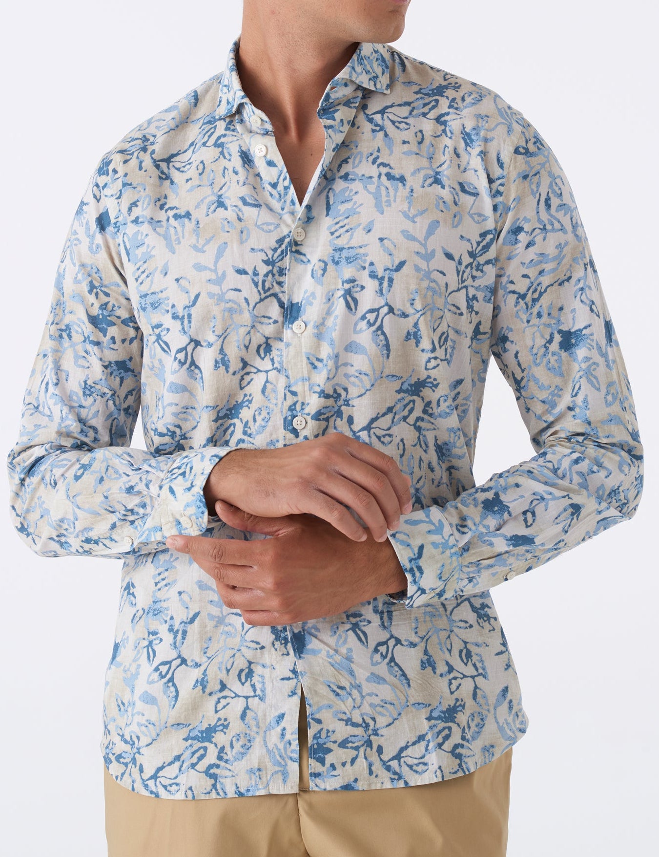 ca439-unico-hitchmanss25_2.jpg