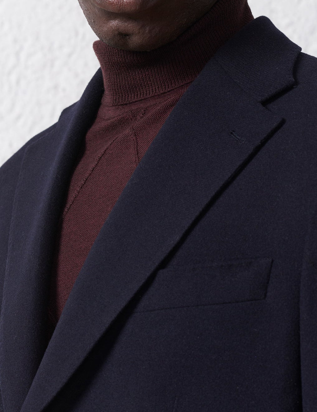 look18b-g285blu-hitchman_3.jpg
