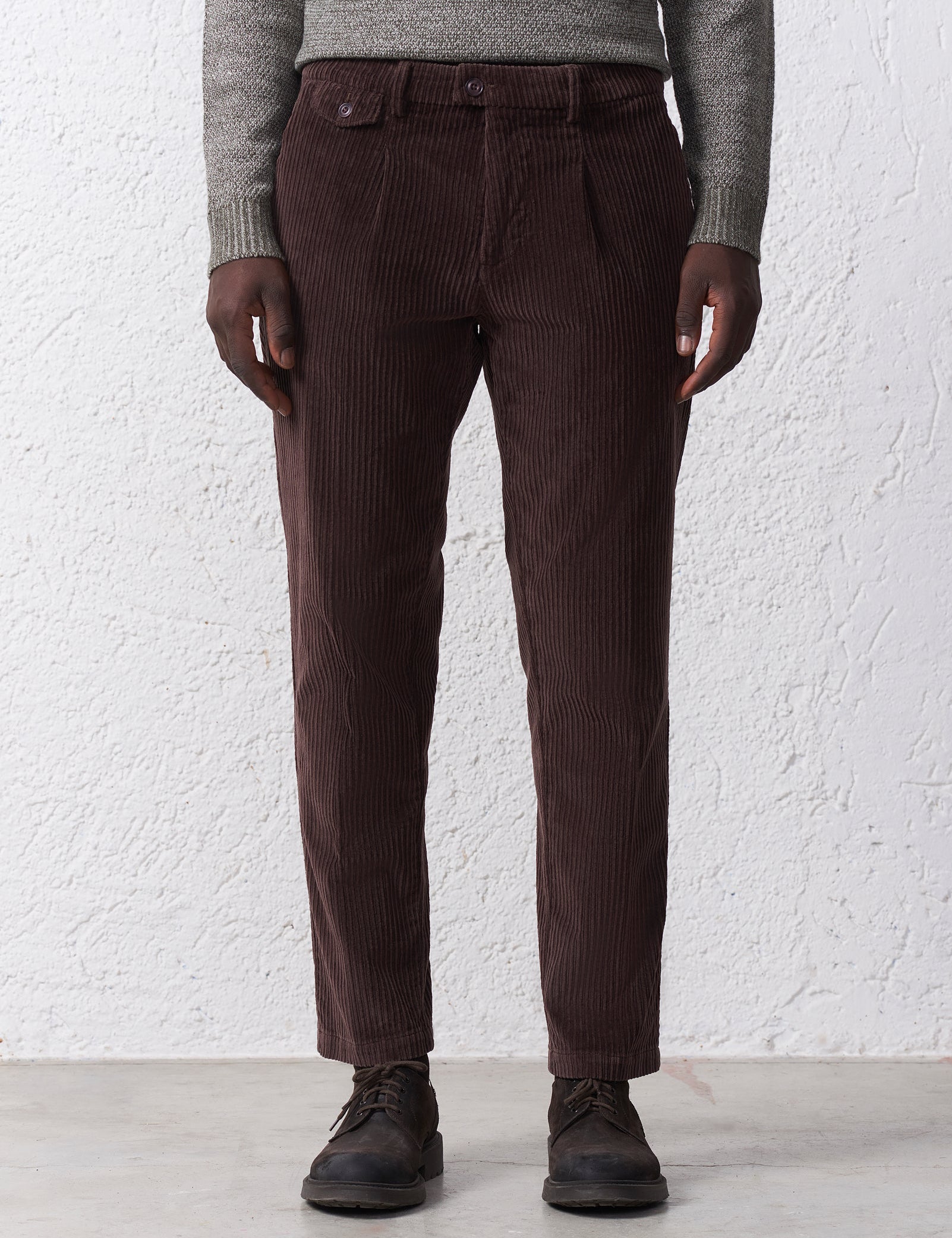look2b-pa581stone-hitchman_2.jpg