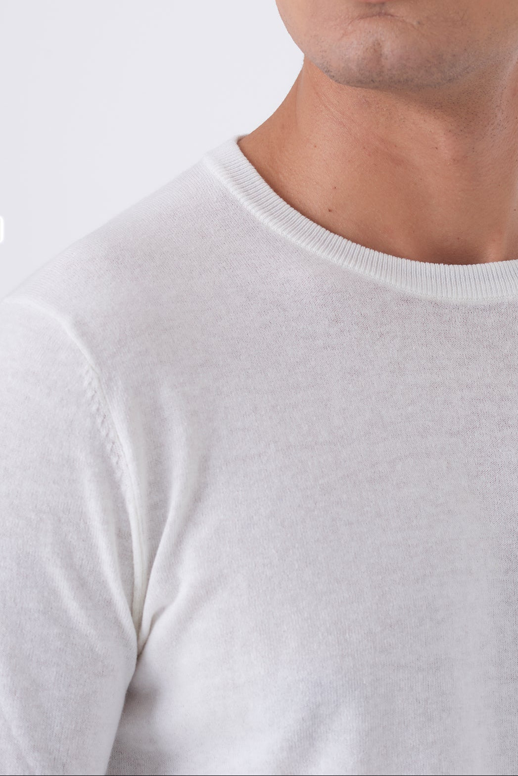 Maglia girocollo in cotone high twist