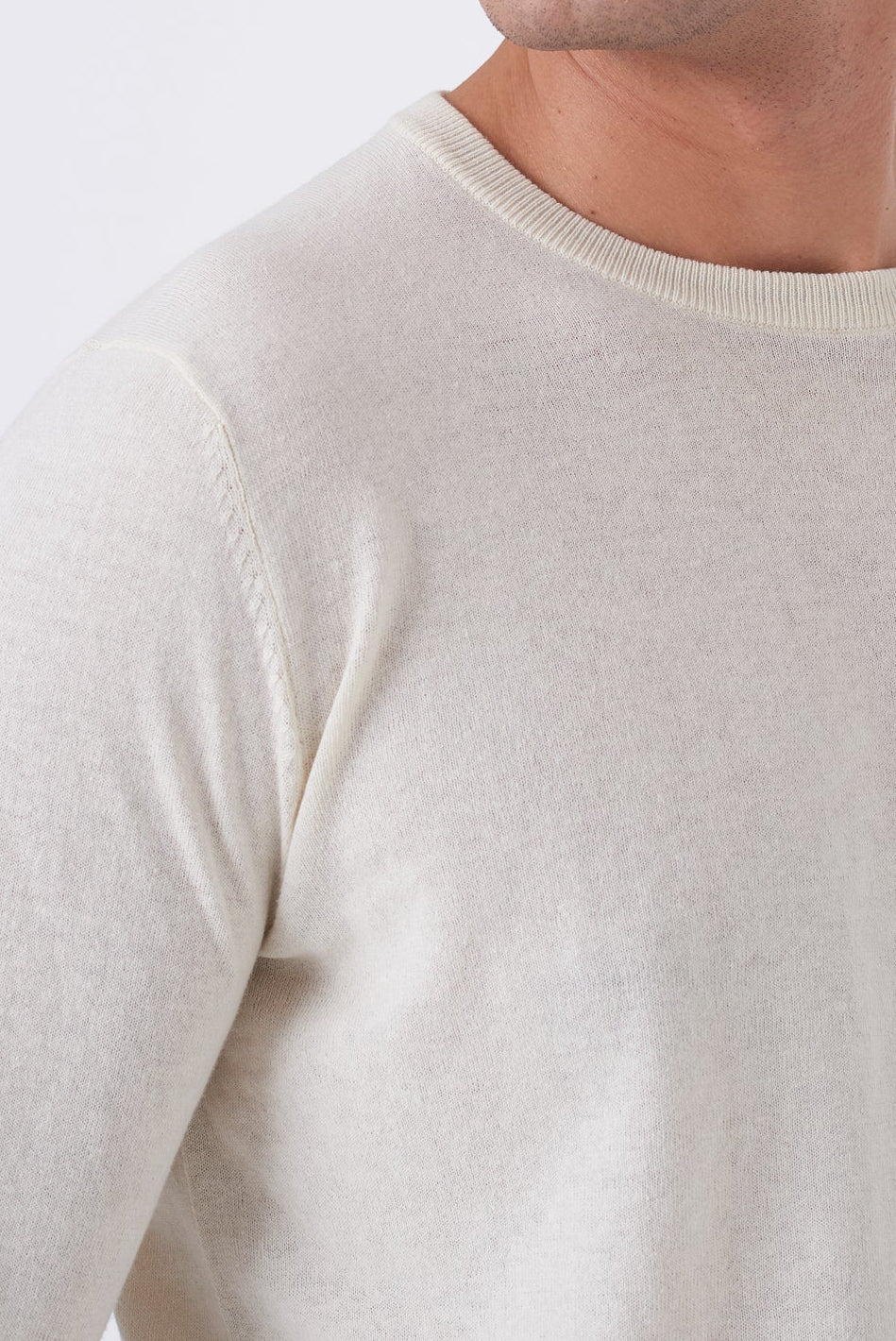 Maglia girocollo in cotone high twist