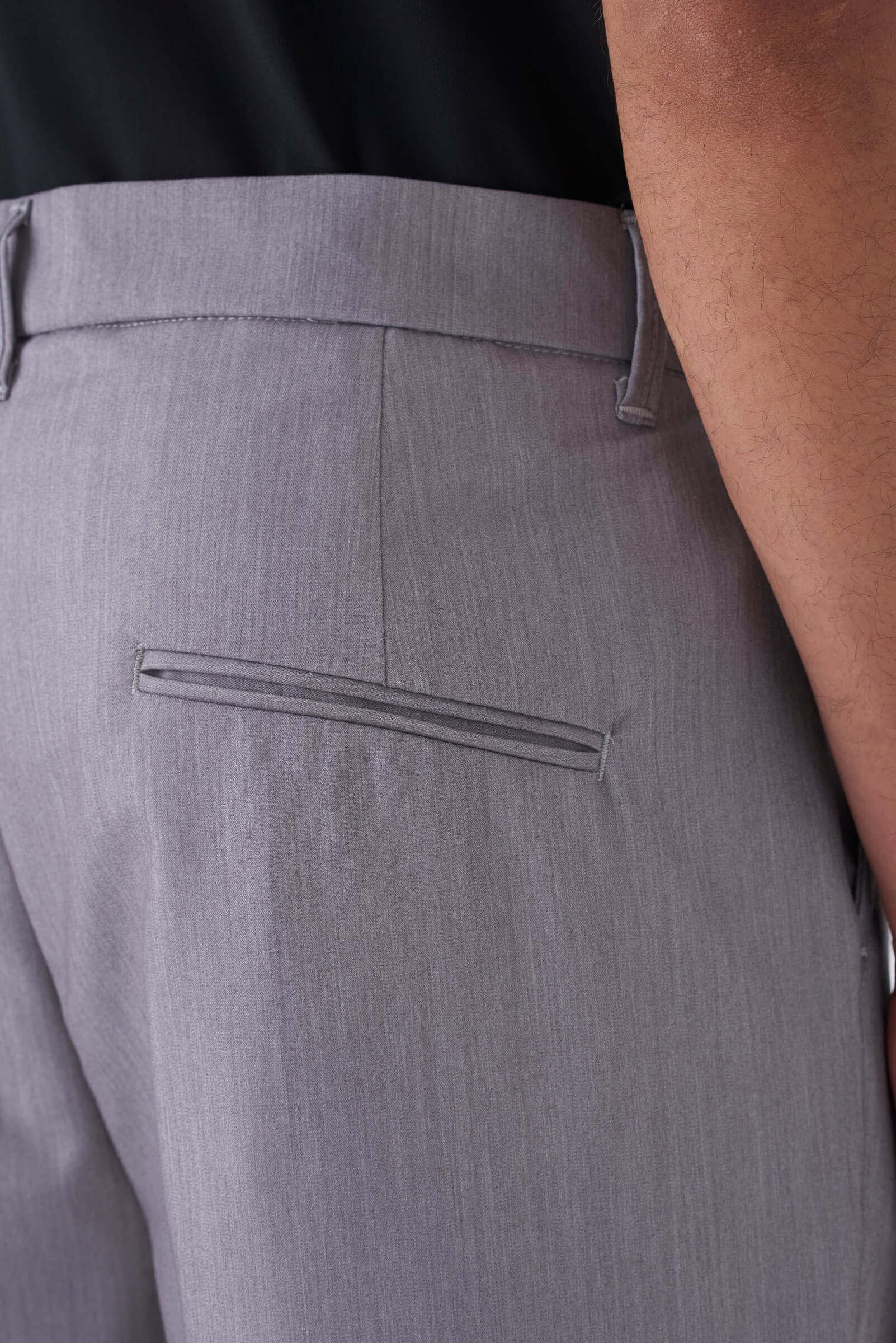 Pantalone pinces