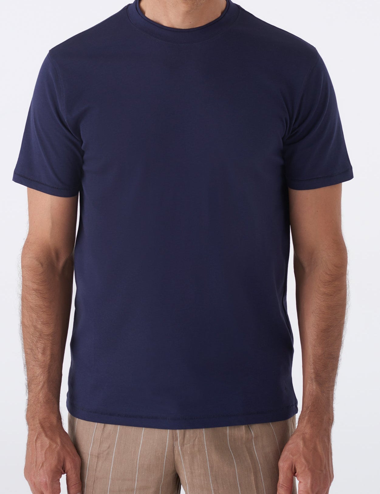 T-shirt basic doppio collo